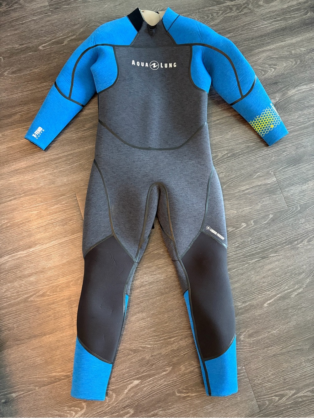 Aqualung Full-Body 7mm Men’s Wetsuit